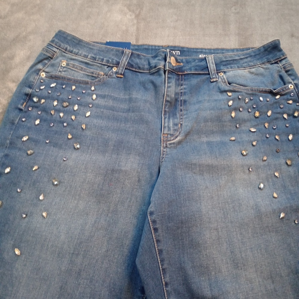 Crown & Ivy‎ Girlfriend Jeans Womens Size 16 Regular Cropped Rhinestones Cuffed